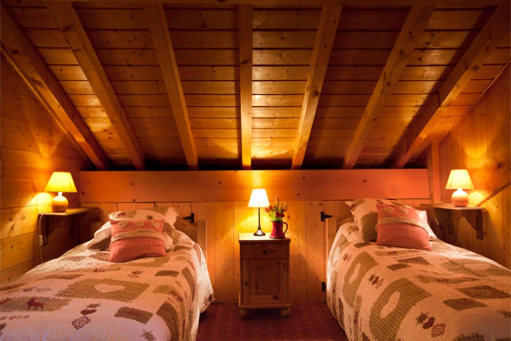 Chalet Juliet 10 People ลาปลาญ ภายนอก รูปภาพ